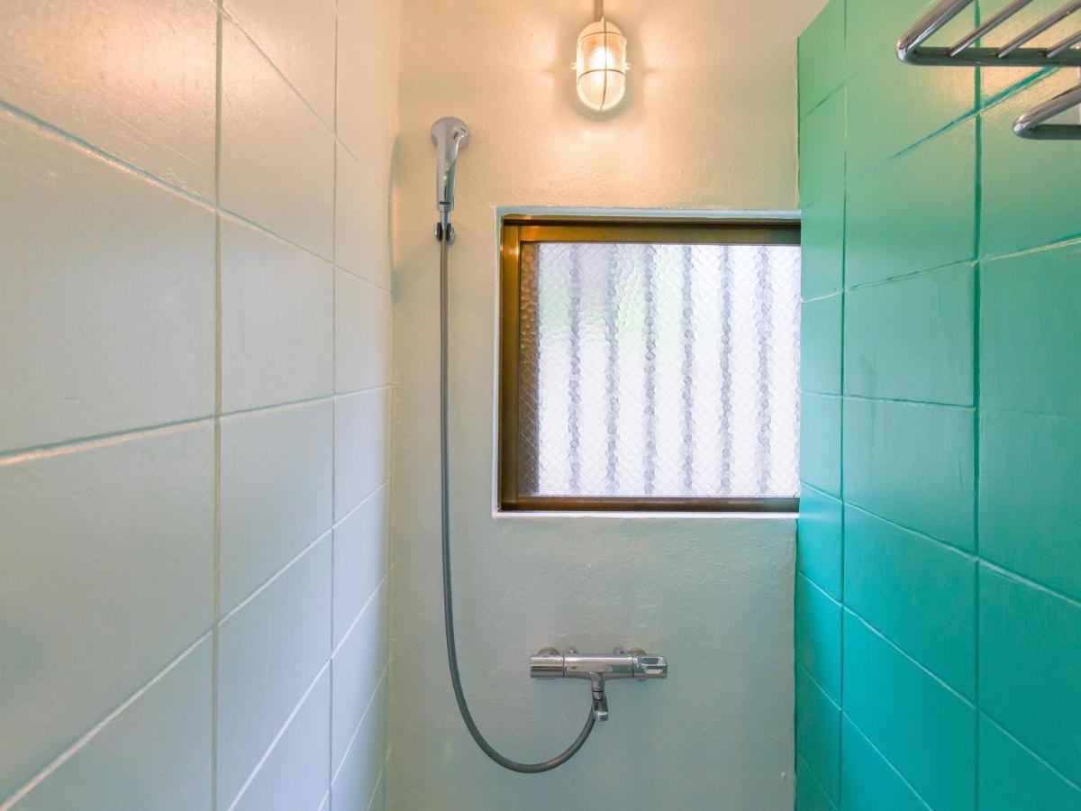 Seawall Hostel Chatan Bagian luar foto